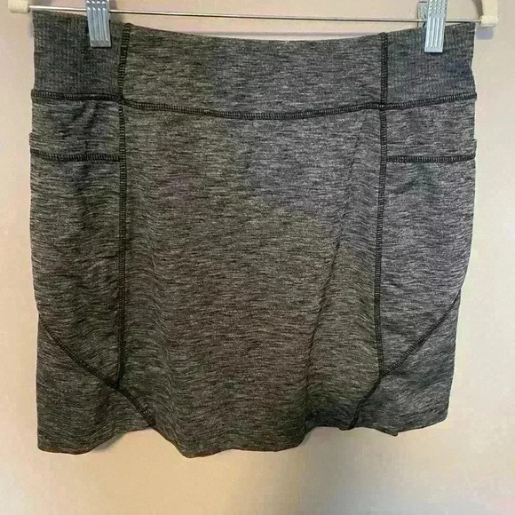Athleta Heather Gray Skort Size M - Picture 2 of 3